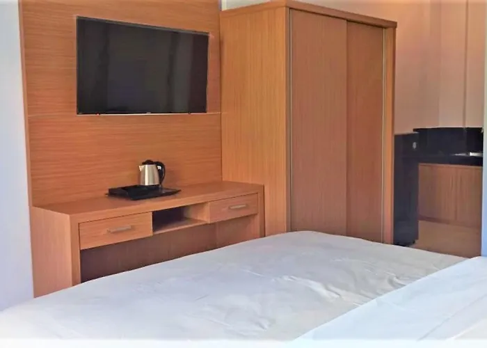 Hotel Nyuh Gading 64 2*